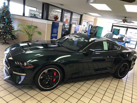 2018 Bullitt Mustang in Dark Highland Green!!