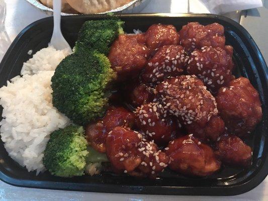 Sesame chicken dinner combination special