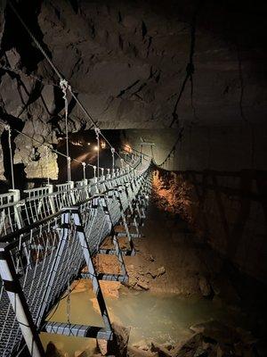 Hidden River Cave & American Cave Museum