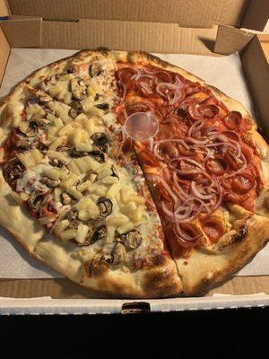 Large half cheese/cheeseless pizza.