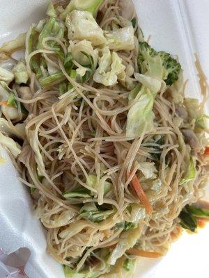 Lunch special chicken pancit. $6.15 + tax