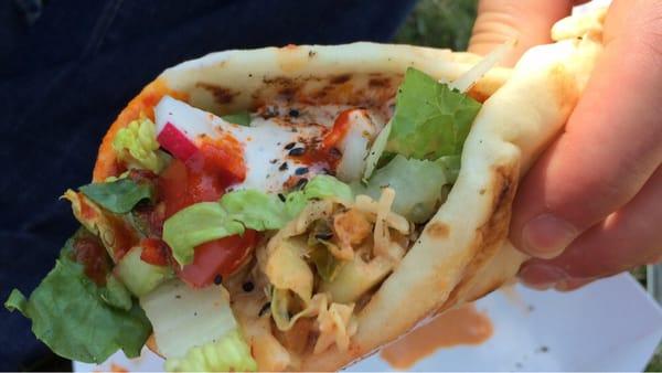 insanely delicious veggie pita!