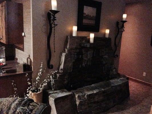 Spa at moonlight basin. Sanctuary lounge room.