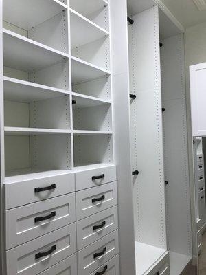 #closets #closetgoals #closetideas #customclosets #organizedlife #interiordesign #personalorganizer