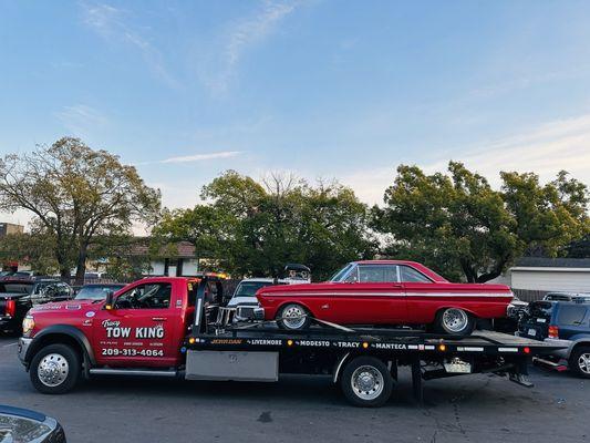 If you want to tow your classic vehicle any distance , professionally, call us we help you tow your car ,