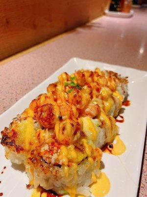 Cheesy Lobster Roll