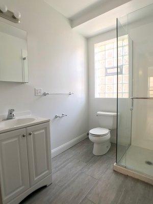 Modern bathroom in Bowmanville