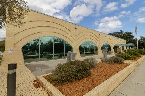 Jacksonville Public Library - Charles Webb Wesconnett Regional