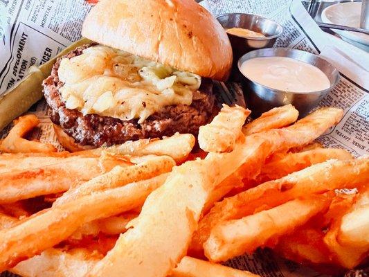 Hamburger with fried onions