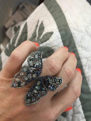 Gorgeous butterfly ring