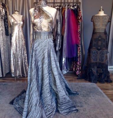 Stunningly beautiful gown at Boulevard de Magenta