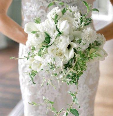 Beautiful wedding flowers designed for you!