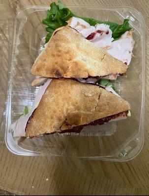 Turkey cran sandwich