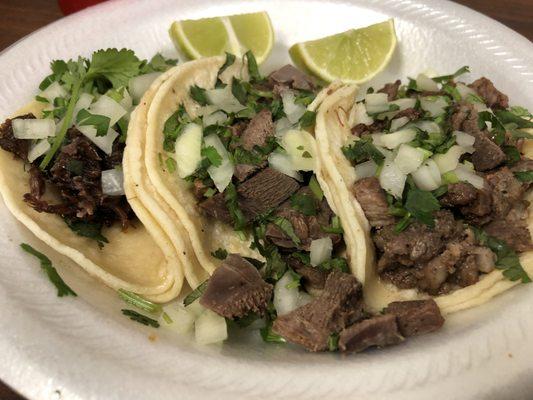 3 tacos for me that day. They don't double up the tortillas like most places. I'm cool w/ that.