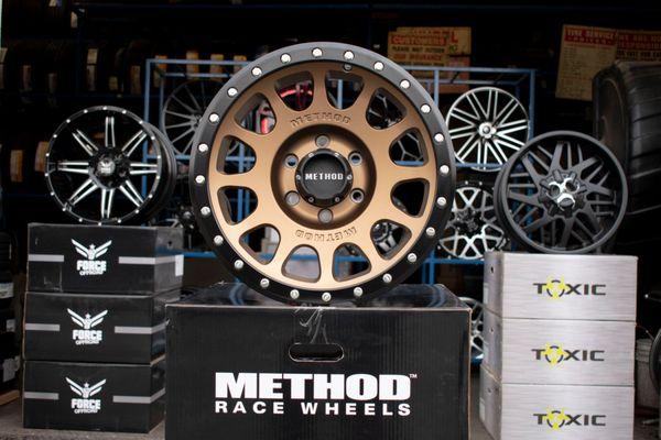 17" Method 305 Bronze Offroad Wheels