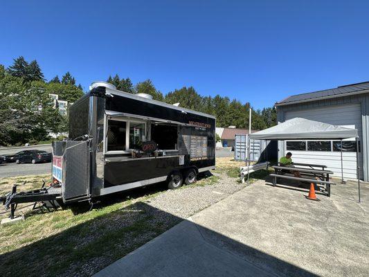 Front of food truck