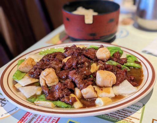 Beef and scallops dish