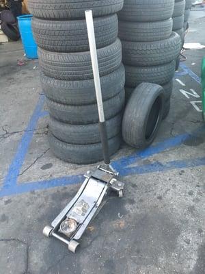 They have many tires