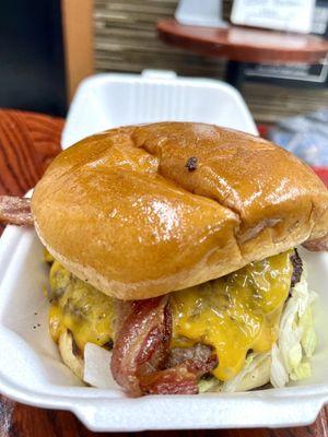 Bacon cheeseburger