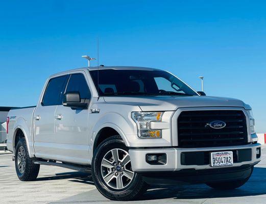 OUR BEAUTIFUL 2016 FORD F-150 WITH ONLY 124K MILES IS UP FOR SALE AND TEST DRIVE...!!! FOR MORE INFO OR IF YOU HAVE ANY QUESTIONS FEEL FREE