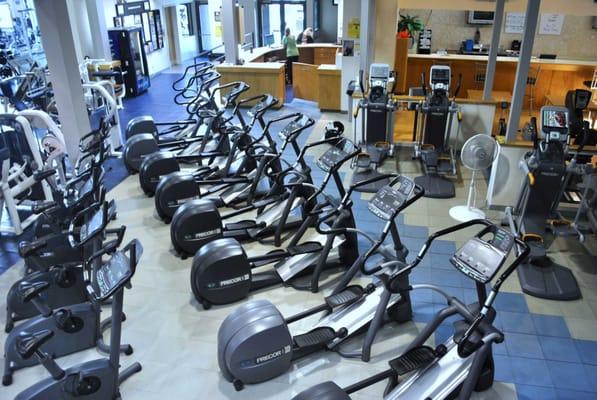 Rohnert Park/Cotati location has plenty of cardio in the gym!