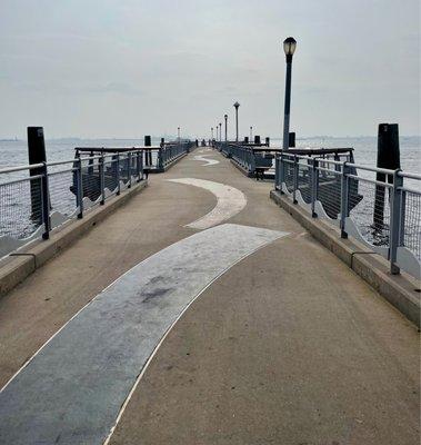 Waterside pier just seconds away