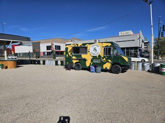 Food truck (Uptown & Humboldt)