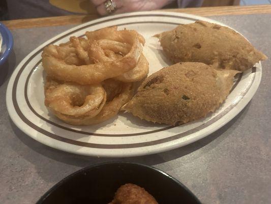 Stuffed Crab with Onion Rings