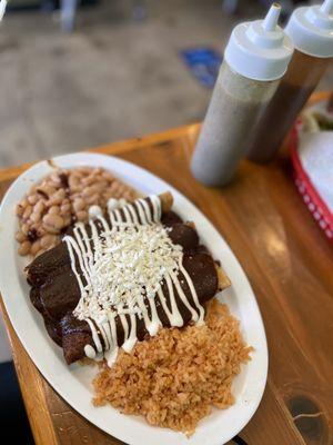 Enchiladas with mole