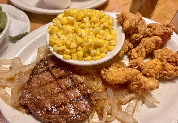 Chicken Critters- & Sirloin 6oz with a side of Buttered Corn and Green Beans