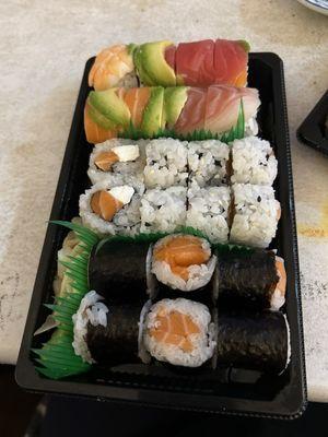 SR9. Caterpillar Roll, RR11. Salmon Roll with cream cheese, RR11. Salmon Roll