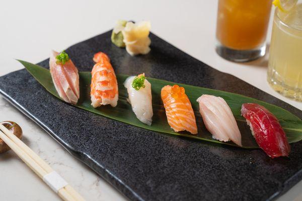 Assorted Nigiri (Standard)