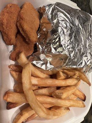 Cookout Tray (Burger, Fries and Nuggets