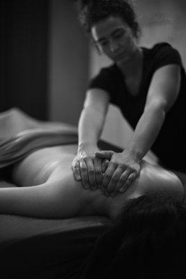 Each treatment session is fully customized to your body's needs.