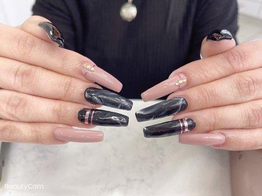 Nude, black, marble nails