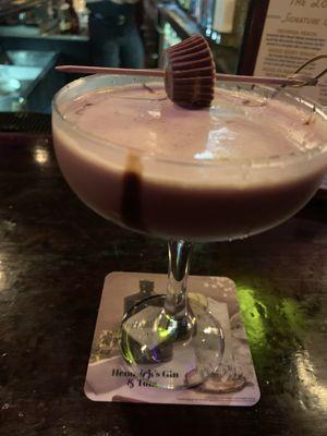 Peanut butter cup martini