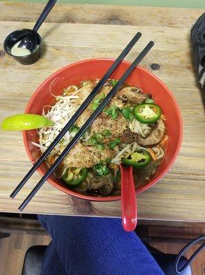 Vegetarian meatloaf ramen