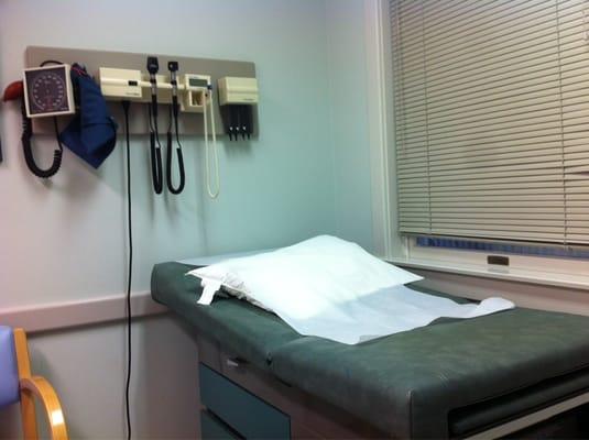 one of the exam rooms (1)