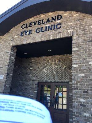 Cleveland eye clinic it's a scam