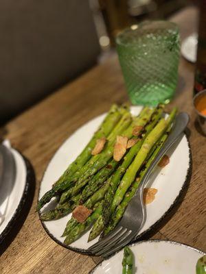 Grilled asparagus