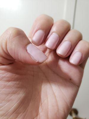 Gel mani peeling after one day