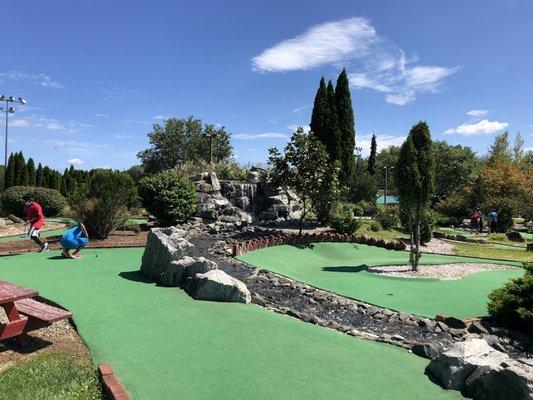 36 Holes of Mini Golf @ The Golf Zone Flanders