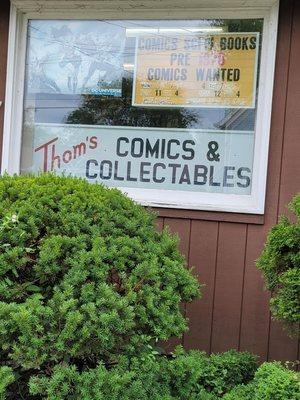 Thom's Comics & Collectables