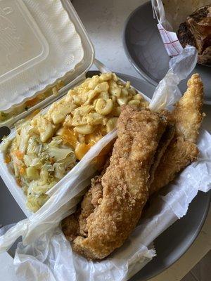 Whiteys with Mac & Cheese, Cabbage