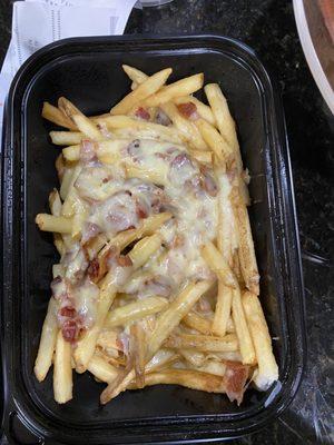 Bacon cheese fries