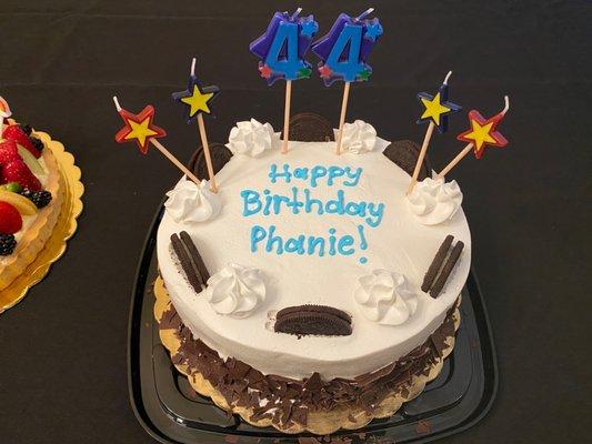 Cookies & Cream Ice cream cake