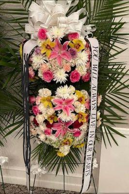 Today we were last minute shopping for funeral flowers .  Thank you for fulfilling my expectations.