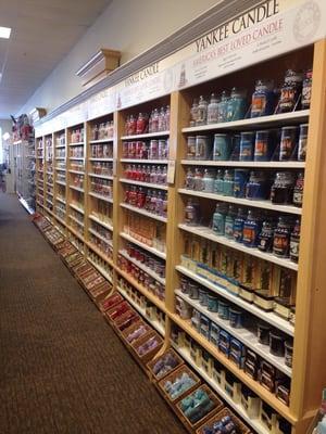 Tons of Yankee Candles