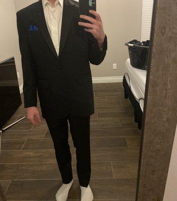 BEAU'S TUXEDOS