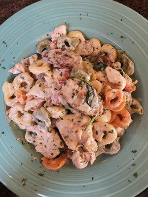 Chicken Tortellini Ala Roma